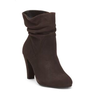NWT, Eric Michael, Brown Suede Elegant Ankle Boots!